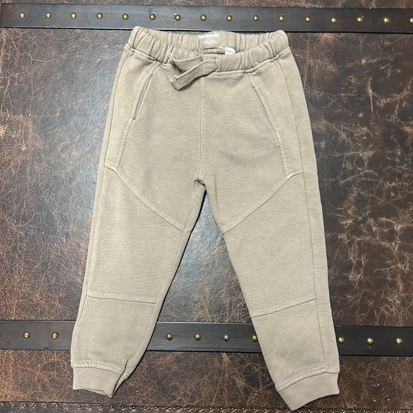 Zara Other - Zara Jogger size 3-4